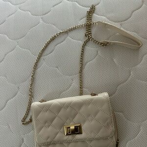 Quilted Chain Shoulder Bag in Cream